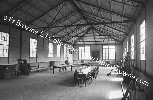 ST MARYS  AMBULACRUM  INTERIOR